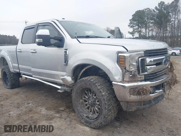 2018 Ford Super Duty F-250 SRW XL with VIN 1FT7W2B6XJEC73803, listed as a IAAI auction lot 41367437 with 77,480 mi miles. Bid and sale history available at carsss.com. Image 1.