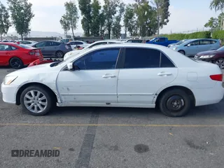 2005 Honda Accord EX with VIN 1HGCM56725A027934, listed as a IAAI auction lot 42178150 with 362,330 mi miles and . Bid and sale history available at DreamBid. Image 14.