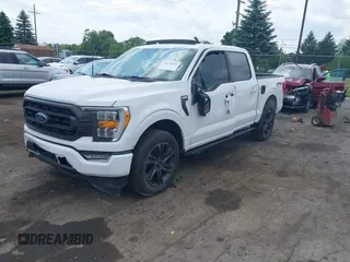 2022 Ford F-150 XL z VIN 1FTEW1EP1NKD75438, wystawiony jako IAAI lot #42476721 z przebiegiem 47 812 mil mil oraz . Historia ofert i sprzedaży dostępna na DreamBid. Obrazek 2.