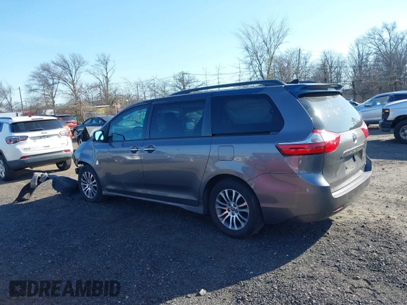 2019 Toyota Sienna XLE Auto Access Seat with VIN 5TDYZ3DC1KS009336, listed as a IAAI auction lot 41774424 with 108,334 mi miles. Bid and sale history available at carsss.com. Image 14.