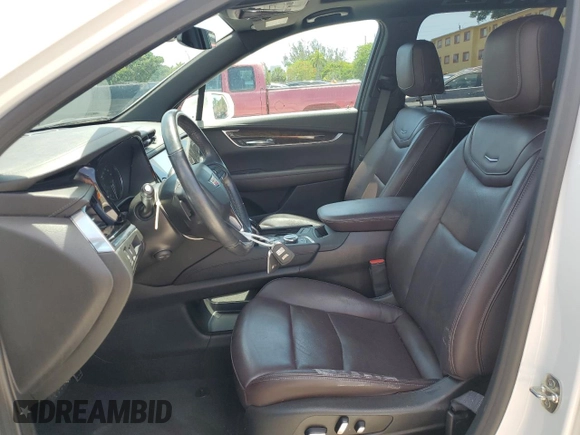 2020 Cadillac XT6 FWD Premium Luxury z VIN 1GYKPCRS7LZ235645, wystawiony jako Copart lot #58977995 z przebiegiem 42 504 mil mil oraz Nie do naprawy • Non repairable. Historia ofert i sprzedaży dostępna na DreamBid. Obrazek 7.