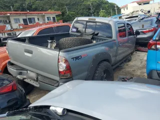 2005 Toyota Tacoma PreRunner with VIN 5TEKU72N95Z121406, listed as a Copart auction lot 82873104 with 0 mi miles and Non Repairable. Bid and sale history available at carsss.com. Image 6.