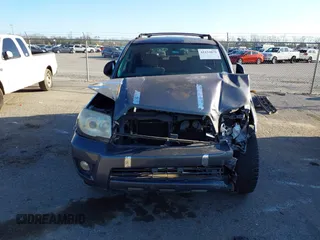 2006 Toyota 4Runner SR5 with VIN JTEZU14R060071424, listed as a IAAI auction lot 41154870 with 95,901 mi miles and . Bid and sale history available at DreamBid. Image 12.