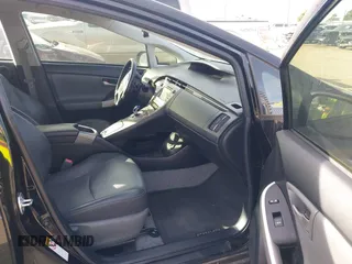 2015 Toyota Prius Four with VIN JTDKN3DU0F1917158, listed as a IAAI auction lot 40918041 with 238,024 mi miles. Bid and sale history available at carsss.com. Image 5.