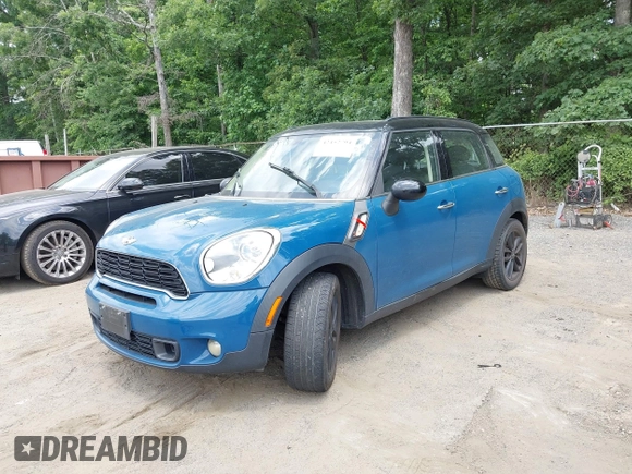 2012 MINI Countryman S with VIN WMWZC3C51CWL81251, listed as a IAAI auction lot 42452794 with 113,865 mi miles and . Bid and sale history available at DreamBid. Image 2.