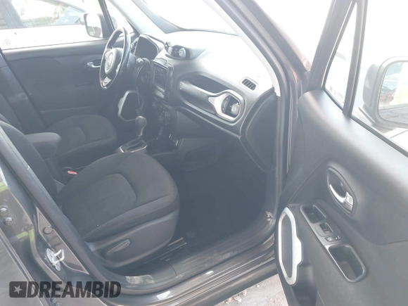 2018 Jeep Renegade Latitude with VIN ZACCJABB5JPG86563, listed as a IAAI auction lot 42109270 with 185,540 mi miles. Bid and sale history available at carsss.com. Image 5.