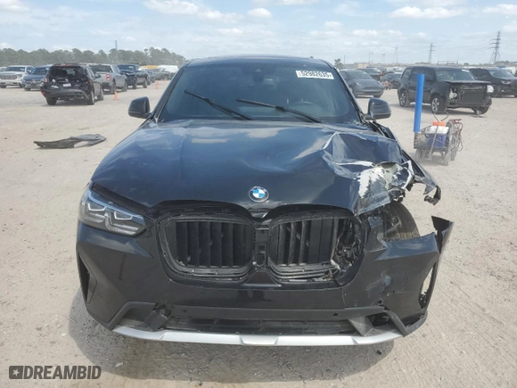 2024 BMW X4 xDrive30i with VIN 5UX33DT03R9U08801, listed as a Copart auction lot 52982635 with 25,238 mi miles and Salvage Title. Bid and sale history available at carsss.com. Image 5.