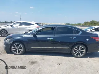 2014 Nissan Altima SV with VIN 1N4AL3AP3EC174276, listed as a IAAI auction lot 42070847 with 128,355 mi miles and . Bid and sale history available at carsss.com. Image 14.