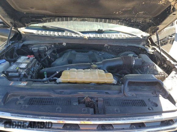 2018 Ford Expedition Max XLT with VIN 1FMJK1HT2JEA27266, listed as a Copart auction lot 49916725 with 119,485 mi miles and Salvage Title. Bid and sale history available at DreamBid. Image 13.
