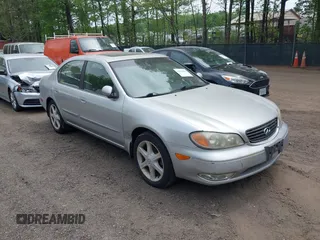 2002 Infiniti I35 Luxury with VIN JNKDA31A02T023642, listed as a IAAI auction lot 42096567 with 94,412 mi miles. Bid and sale history available at carsss.com. Image 1.