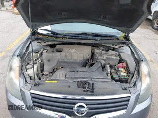 2009 Nissan Altima 2.5 S with VIN 1N4AL21E09N470374, listed as a IAAI auction lot 42168628 with 180,314 mi miles. Bid and sale history available at carsss.com. Image 10.