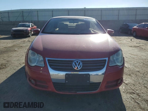 2011 Volkswagen Eos Komfort с VIN WVWBA7AHXBV000886, выставлен на аукционе Copart как лот 75096224 с пробегом Не указан миль и Чистый • Clean title. История ставок и продаж доступна на DreamBid. Изображение 5.