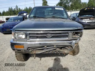 1993 Toyota Pickup DX z VIN JT4RN01P3P7060439, wystawiony jako Copart lot #57356125 z przebiegiem 259 773 mil mil oraz Szkoda całkowita • Salvage title. Historia ofert i sprzedaży dostępna na DreamBid. Obrazek 5.