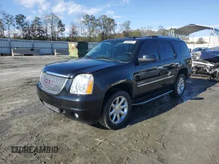 2014 GMC Yukon Denali with VIN 1GKS2EEF6ER103461, listed as a Copart auction lot 80326684 with 71,502 mi miles and Salvage Title. Bid and sale history available at carsss.com. Image 1.