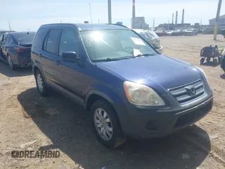 2005 Honda CR-V EX with VIN JHLRD78835C034022, listed as a IAAI auction lot 42115788 with 158,216 mi miles. Bid and sale history available at carsss.com. Image 1.