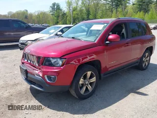 2016 Jeep Compass High Altitude z VIN 1C4NJDEB7GD775631, wystawiony jako IAAI lot #42244957 z przebiegiem 130 230 mil mil oraz . Historia ofert i sprzedaży dostępna na DreamBid. Obrazek 22.
