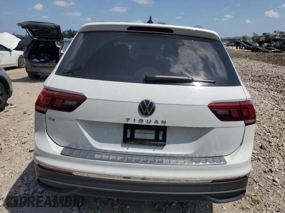2022 Volkswagen Tiguan SE with VIN 3VV3B7AX5NM119373, listed as a Copart auction lot 54160824 with 33,212 mi miles and Salvage Title. Bid and sale history available at DreamBid. Image 6.
