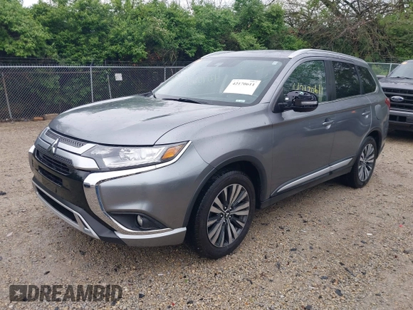 2020 Mitsubishi Outlander SE z VIN JA4AD3A31LJ001086, wystawiony jako IAAI lot #42170611 z przebiegiem 88 367 mil mil oraz . Historia ofert i sprzedaży dostępna na DreamBid. Obrazek 22.