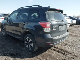 2018 Subaru Forester Premium with VIN JF2SJAEC9JH411903, listed as a IAAI auction lot 41844000 with 91,090 mi miles and . Bid and sale history available at DreamBid. Image 3.