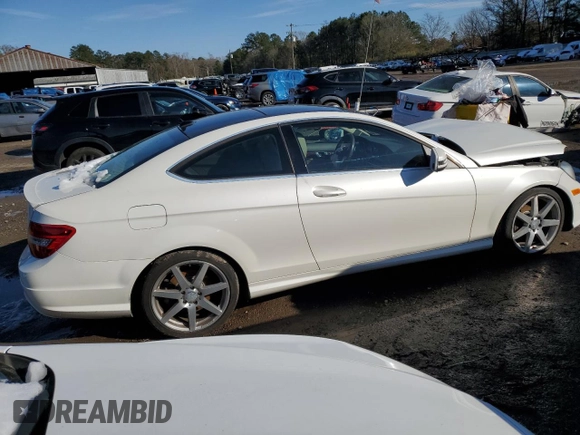 2013 Mercedes-Benz C C 350 with VIN WDDGJ5HB8DF991195, listed as a Copart auction lot 88405055 with 97,152 mi miles and Salvage Title. Bid and sale history available at carsss.com. Image 3.