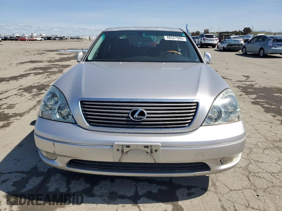 2002 Lexus LS 430 with VIN JTHBN30F820075725, listed as a Copart auction lot 48527905 with 131,832 mi miles and Salvage Title. Bid and sale history available at DreamBid. Image 5.