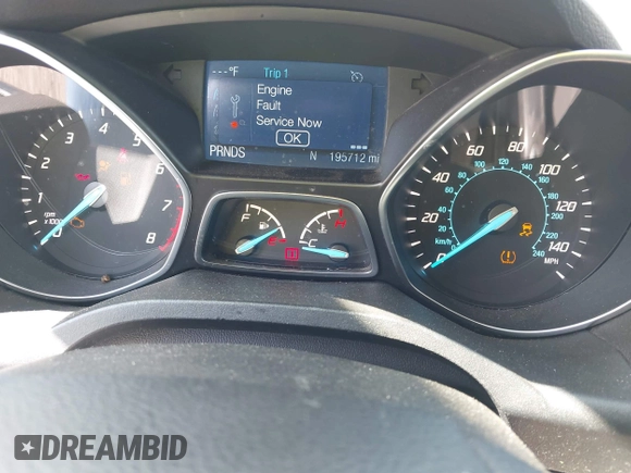 2013 Ford Escape SE with VIN 1FMCU0GXXDUA73875, listed as a IAAI auction lot 42164115 with 195,712 mi miles and . Bid and sale history available at carsss.com. Image 7.