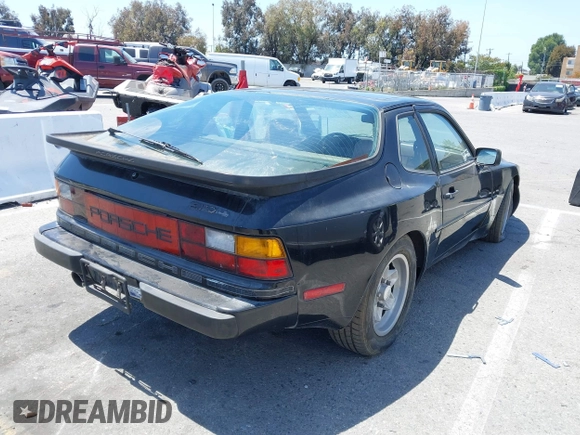 1984 Porsche 944 with VIN WP0AA0947EN459060, listed as a IAAI auction lot 42215176 with 43,863 mi miles and . Bid and sale history available at carsss.com. Image 4.