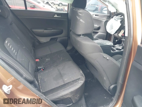 2018 Kia Sportage LX with VIN KNDPM3AC9J7481047, listed as a IAAI auction lot 41636184 with 160,385 mi miles. Bid and sale history available at carsss.com. Image 8.
