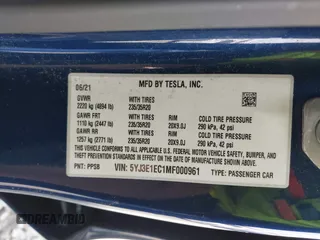 2021 Tesla Model 3 Performance with VIN 5YJ3E1EC1MF000961, listed as a IAAI auction lot 42110524 with 31,890 mi miles and . Bid and sale history available at carsss.com. Image 9.