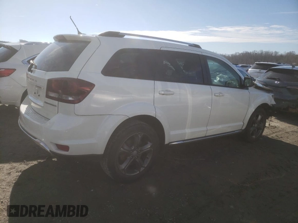 2015 Dodge Journey Crossroad with VIN 3C4PDCGG1FT697925, listed as a Copart auction lot 45285115 with 207,312 mi miles and Salvage title. Bid and sale history available at DreamBid. Image 3.