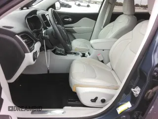2019 Jeep Cherokee Limited with VIN 1C4PJLDB7KD434047, listed as a Copart auction lot 60901895 with Not provided miles and Non repairable. Bid and sale history available at DreamBid. Image 7.