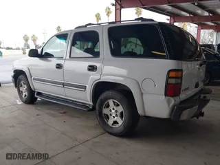 2004 Chevrolet Tahoe LT with VIN 1GNEK13T14J271832, listed as a IAAI auction lot 41109626 with 198,397 mi miles. Bid and sale history available at carsss.com. Image 3.