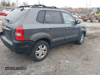 2007 Hyundai Tucson SE with VIN KM8JN12D57U522679, listed as a IAAI auction lot 41891506 with 223,190 mi miles. Bid and sale history available at carsss.com. Image 4.