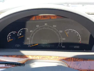 2002 Mercedes-Benz S-Class 5.0L with VIN WDBNG75J52A312063, listed as a IAAI auction lot 41818901 with 191,729 mi miles. Bid and sale history available at carsss.com. Image 7.