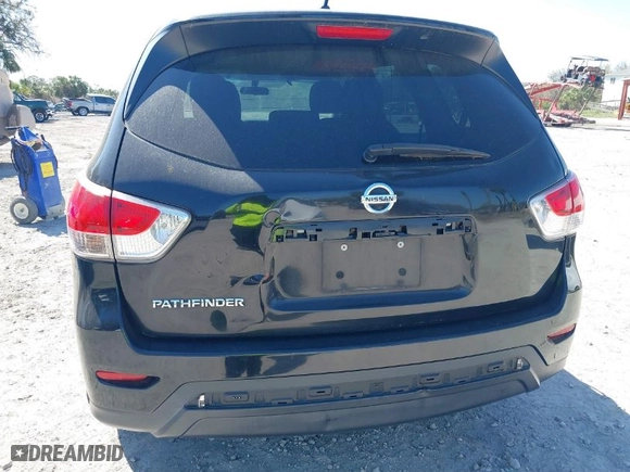 2014 Nissan Pathfinder SV with VIN 5N1AR2MN0EC725921, listed as a IAAI auction lot 41710076 with 468,527 mi miles. Bid and sale history available at carsss.com. Image 6.