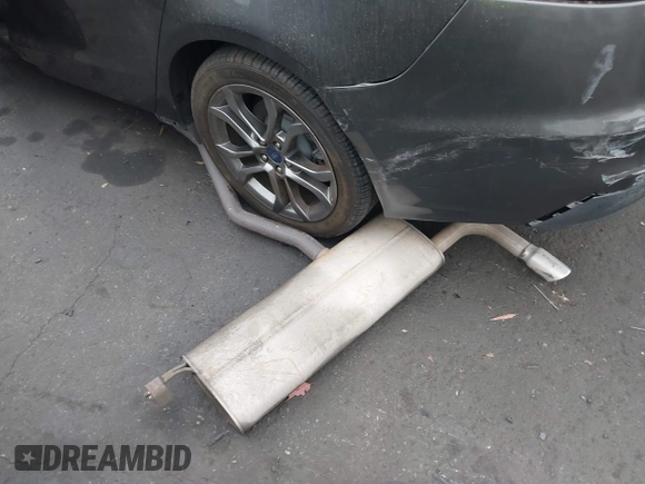 2020 Ford Fusion SEL с VIN 3FA6P0CD0LR137860, выставлен на аукционе IAAI как лот 42442924 с пробегом 64 998 миль миль и . История ставок и продаж доступна на DreamBid. Изображение 18.