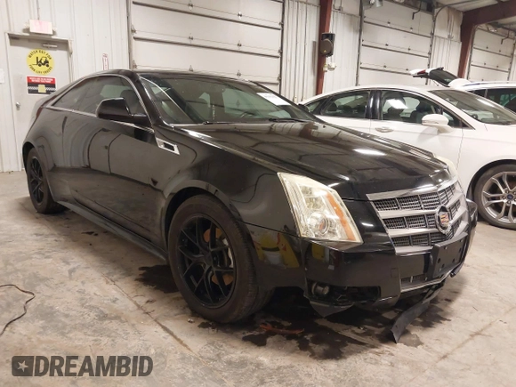 2011 Cadillac CTS Performance z VIN 1G6DL1ED3B0100075, wystawiony jako IAAI lot #41392627 z przebiegiem 124 775 mil mil oraz . Historia ofert i sprzedaży dostępna na DreamBid. Obrazek 1.