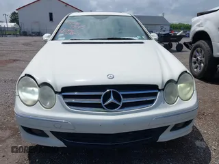 2009 Mercedes-Benz CLK 350 with VIN WDBTJ56H89F262104, listed as a IAAI auction lot 42267345 with 135,819 mi miles and . Bid and sale history available at DreamBid. Image 6.