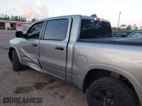 2025 Ram 1500 Big Horn with VIN 1C6RREFG9SN527515, listed as a IAAI auction lot 41952115 with 8,009 mi miles and . Bid and sale history available at DreamBid. Image 6.