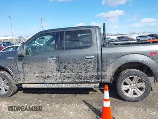 2018 Ford F-150 XL z VIN 1FTEW1E53JKE66560, wystawiony jako IAAI lot #41837583 z przebiegiem 131 060 mil mil oraz . Historia ofert i sprzedaży dostępna na DreamBid. Obrazek 14.