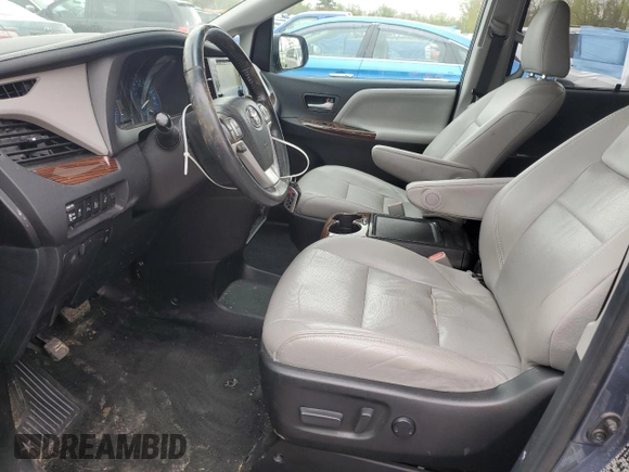 2017 Toyota Sienna XLE with VIN 5TDDZ3DC1HS175704, listed as a Copart auction lot 55289975 with 111,095 mi miles and Salvage Title. Bid and sale history available at DreamBid. Image 7.