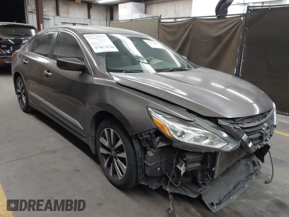2016 Nissan Altima S with VIN 1N4AL3APXGC114353, listed as a IAAI auction lot 42057688 with 84,562 mi miles and . Bid and sale history available at carsss.com. Image 1.