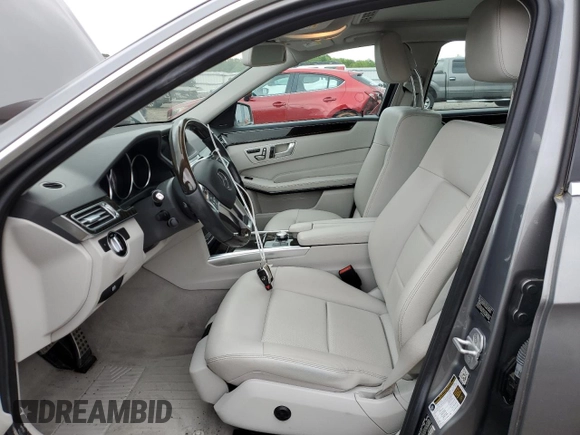 2015 Mercedes-Benz E 350 Sport z VIN WDDHF5KB5FB098877, wystawiony jako Copart lot #56372875 z przebiegiem 27 569 mil mil oraz Szkoda całkowita • Salvage title. Historia ofert i sprzedaży dostępna na DreamBid. Obrazek 7.