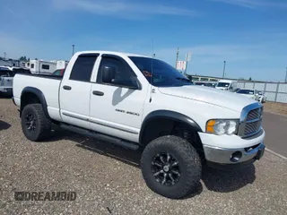 2004 Dodge 2500 SLT with VIN 3D7KU28C34G248239, listed as a IAAI auction lot 41859893 with 208,991 mi miles. Bid and sale history available at carsss.com. Image 1.
