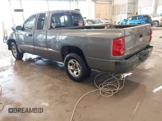 2005 Dodge Dakota ST with VIN 1D7HE22KX5S108948, listed as a IAAI auction lot 41588626 with 149,594 mi miles and . Bid and sale history available at DreamBid. Image 3.