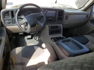2004 Chevrolet Avalanche with VIN 3GNEC12T24G245868, listed as a Copart auction lot 71949544 with 203,225 mi miles and Salvage Title. Bid and sale history available at carsss.com. Image 8.
