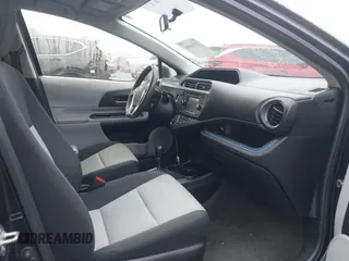 2013 Toyota Prius One z VIN JTDKDTB3XD1540798, wystawiony jako IAAI lot #42266860 z przebiegiem 208 567 mil mil oraz . Historia ofert i sprzedaży dostępna na DreamBid. Obrazek 5.