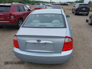 2006 Kia Spectra EX z VIN KNAFE121465362915, wystawiony jako IAAI lot #42367012 z przebiegiem 137 295 mil mil oraz . Historia ofert i sprzedaży dostępna na DreamBid. Obrazek 16.