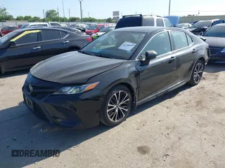 2019 Toyota Camry LE z VIN 4T1B11HK5KU746677, wystawiony jako IAAI lot #41968272 z przebiegiem 78 064 mil mil oraz . Historia ofert i sprzedaży dostępna na DreamBid. Obrazek 17.