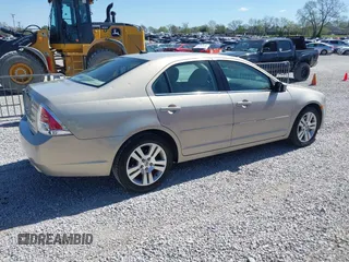 2009 Ford Fusion SEL with VIN 3FAHP08Z99R105267, listed as a IAAI auction lot 42026559 with 80,639 mi miles. Bid and sale history available at carsss.com. Image 4.